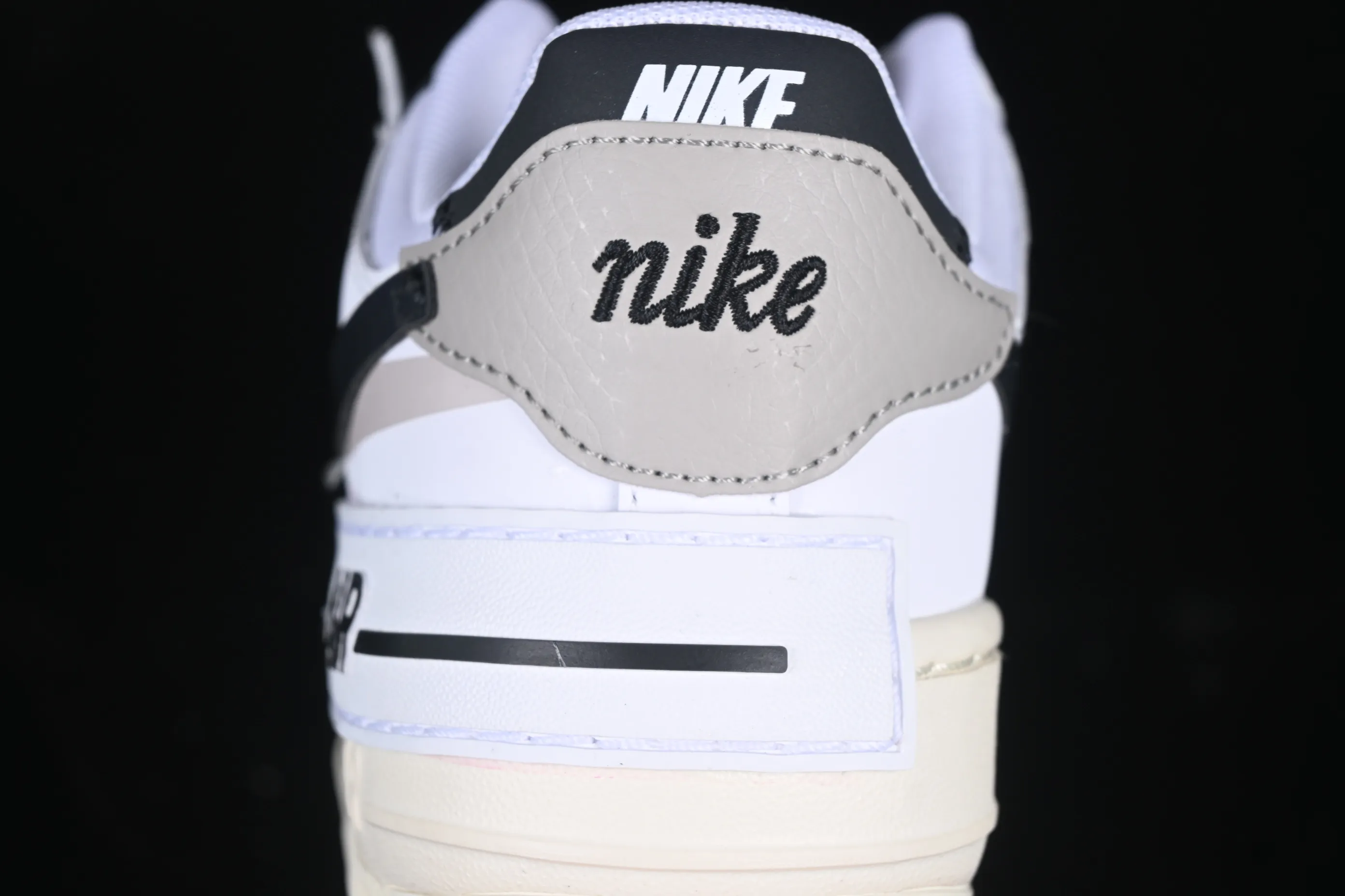 All Categories Nk Air Force 1 Air Force Series Nk Air Force 1 Shadow Air Force Lightweight Increase Nk Air Force 1 Shadow Air Force One Lightweight Increase Low-top Versatile Sneakers DZ1847-110